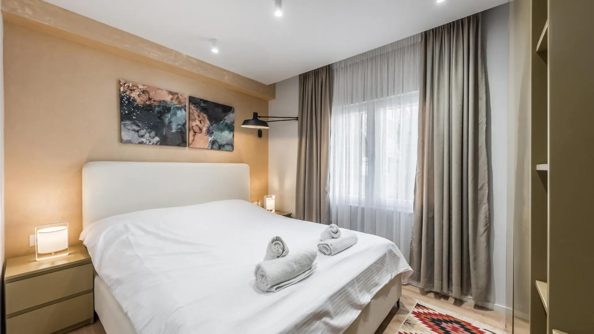 Apartamento Pazari I Ri - 1 Bedroom Loft Tirana
